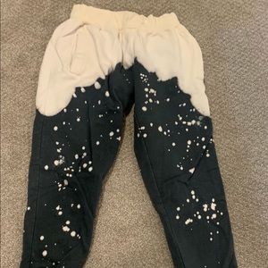 La Destresse Sweatpants